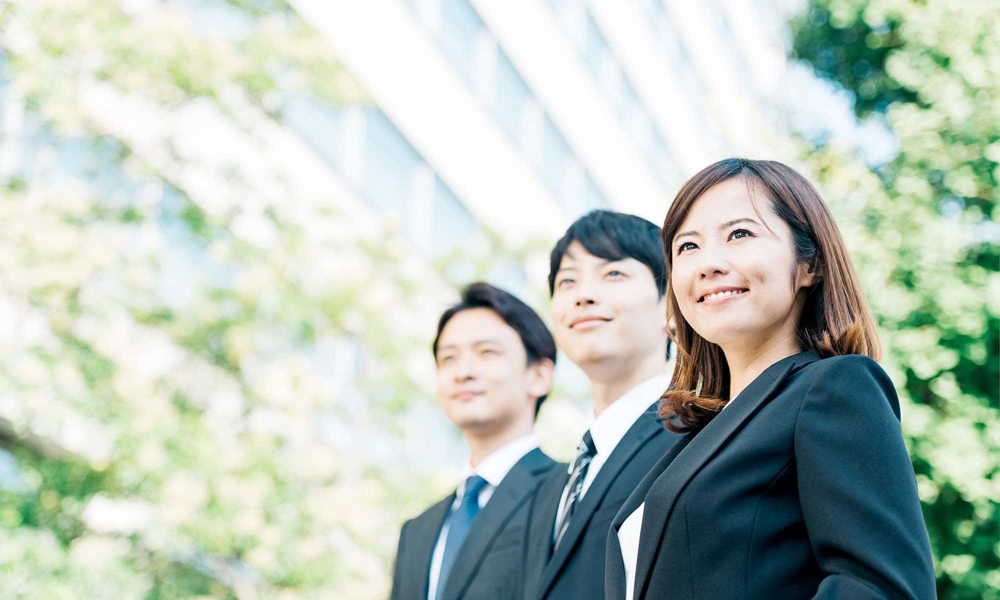 お客さま一人ひとりに合った保険をご提案します